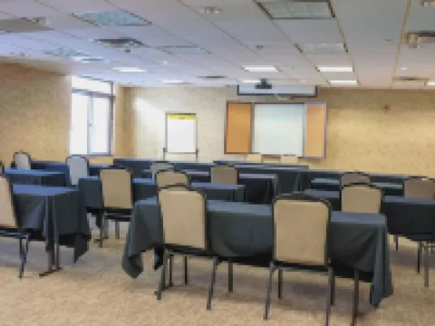 Wingate by Wyndham Peoria Hotels in Peoria