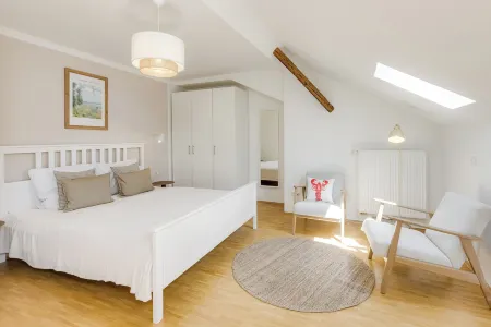 Gasthaus Landbrecht Отели в г. Фрайзинг