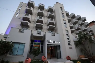 SİRİUS Mİ Hotel GÜMÜLDÜR Hôtels à : Menderes