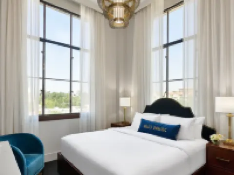 The Darling Hotels in Visalia