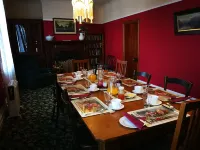 Murrells Grand View House Hotels in Manapouri