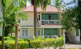 El Pelicano Apart-Hotel - Housity