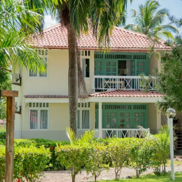 El Pelicano Apart-Hotel