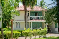 El Pelicano Apart-Hotel Hôtels à : 