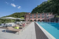 La Reggia Sporting Center Hotel - Rooftop Pools