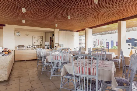 Xênius Hotel Отели в г. Жуан-Песоа