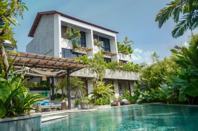Leafy Lofts Canggu Hotels in 