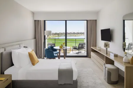 The G Einbay Golf Resort Отели в г. Ataqah