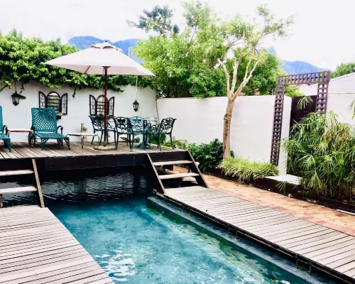 哈菲爾德迎賓別墅飯店 格魯特康士坦提亞酒莊（Groot Constantia）附近的飯店