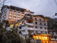 Summit Grand Resort & Spa , Gangtok โรงแรมใกล้อาราม Rangka