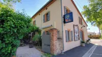 16 Bis-Gîte-Hôtel-Appartement Hotels in Brens