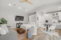 SoHo Serenity by Brightwild | Pool & Hot Tub - Jacuzzi