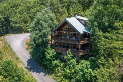 Edge of Glory Hotel di Sevier County