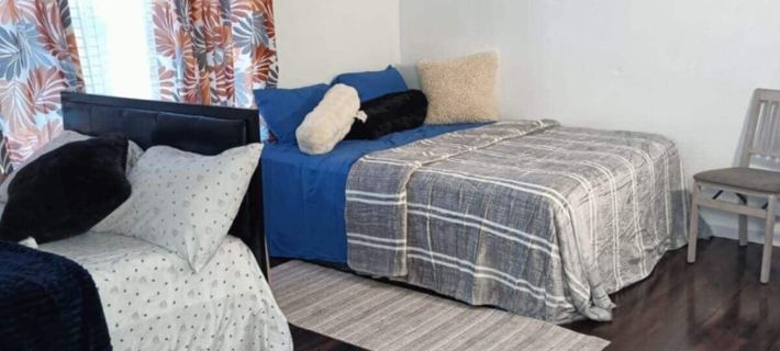 Fada Guest House - 38 Yates Ave Newark Hoteles en Newark