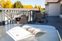 Te Mata Lodge Hotels in Havelock North