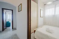 Breathtaking seaview apartment in Porto Torres Hôtels à proximité de : Sala Del Regno Dei Testimoni Di Geova