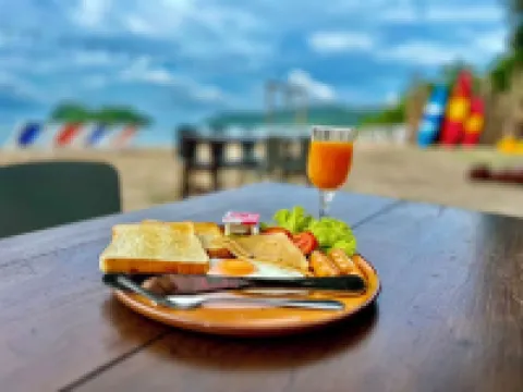 ลองบีช คลับ กระบี่