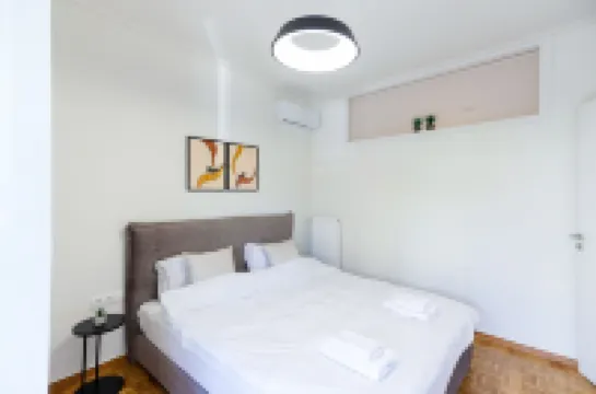 Modern 2-bedroom Apartment in Downtown Glyfada