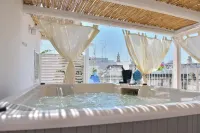 팔라초 카페체 Parrocchia Regina Pacis 주변 호텔