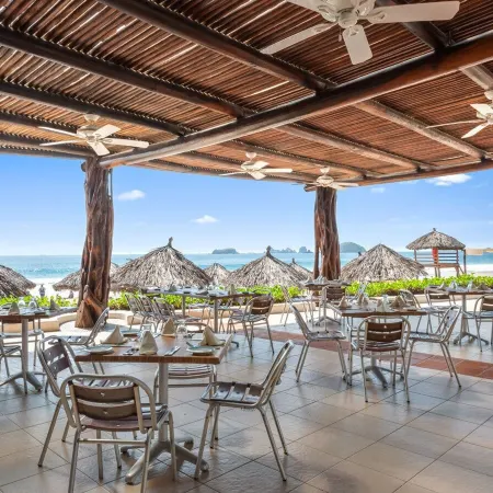 Park Royal Beach Ixtapa - All Inclusive