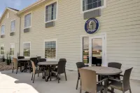 Cobblestone Inn & Suites - Avoca