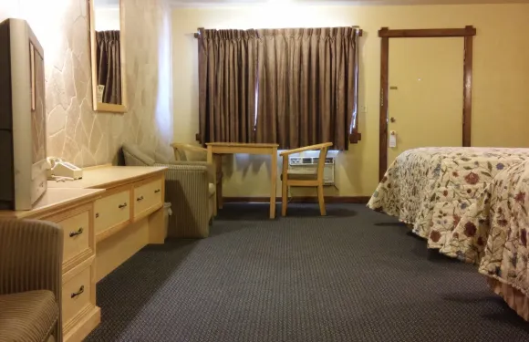 長角經濟型汽車旅館