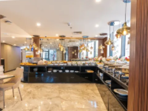 Al Salam Hotel Hotels in Bneid Al Qar