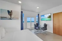 Bella Surf Inn Hotels in Aguacate