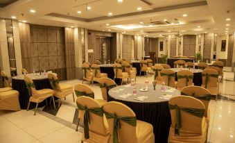 Hotel Niladri Premium
