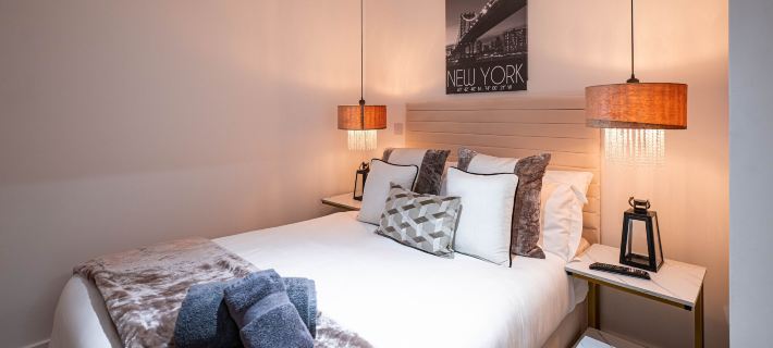 Manhattan Luxury Suites Hotels in Bradford