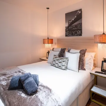 Manhattan Luxury Suites
