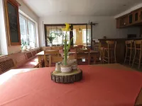 Hotel Haus am Berg - 2-Star