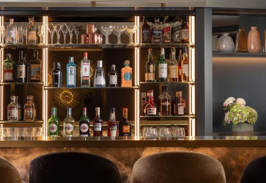 2. NH 컬렉션 로..