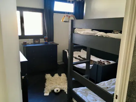 Large T3 60 m3 refurbished, at the foot of the slopes, tourist office and ESF