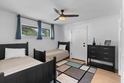 Spacious 5-bedroom house completely updated with wifi and game room