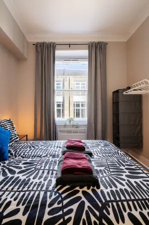 2 Bed Flat - Town Centre