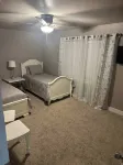 Schertz Country Farmhouse on 1 acre with Gameroom
