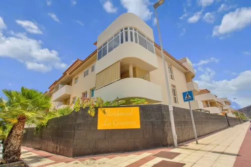 ROOF TERRACE WITH POOL NEAR BEACH
