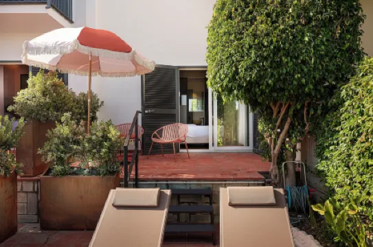 Uefio - Boutique Stay