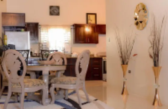 3 King Beds Drax Hall Pool Gym Gated Full Air Con