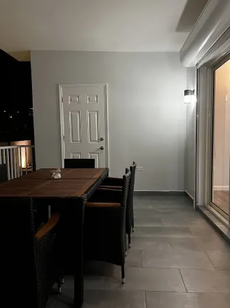 Adorable Private Room with partial Sea View