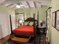 Diamond in Paradise-Hear the waves, feel the breezes from this 3 bedroom villa!