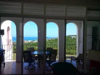 Gorgeous Caribbean 2-Bedroom Condo W/ Spectacular Ocean View