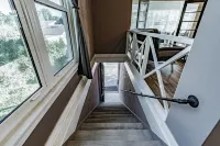 Adorable 1-bedroom home w/ Full Kitchen & Parking - Sleeps 4