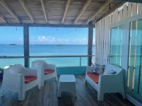 Mamita’s Beach House PR