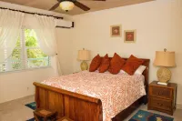 Breathtaking views, outstanding accommodation - Pool, New Kitchen and KING Bed Các khách sạn ở 