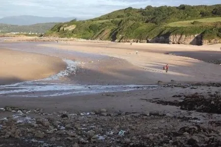 The Palms Holiday Home Near Beautiful Benllech Beach - children and pet friendly Отели в г. Лланфэр-Матафарн-Эйтаф