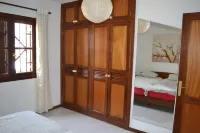 Comfort bungalow (1st row) in exclusive complex directly by the sea/beach pool