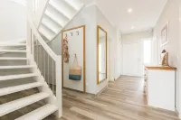 Luxury lake domicile with sauna, fireplace and boat - 130m² Hotels in Krakow am See