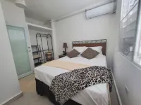 Nueva Villa Entire Place  w/Rooftop & Wi-Fi